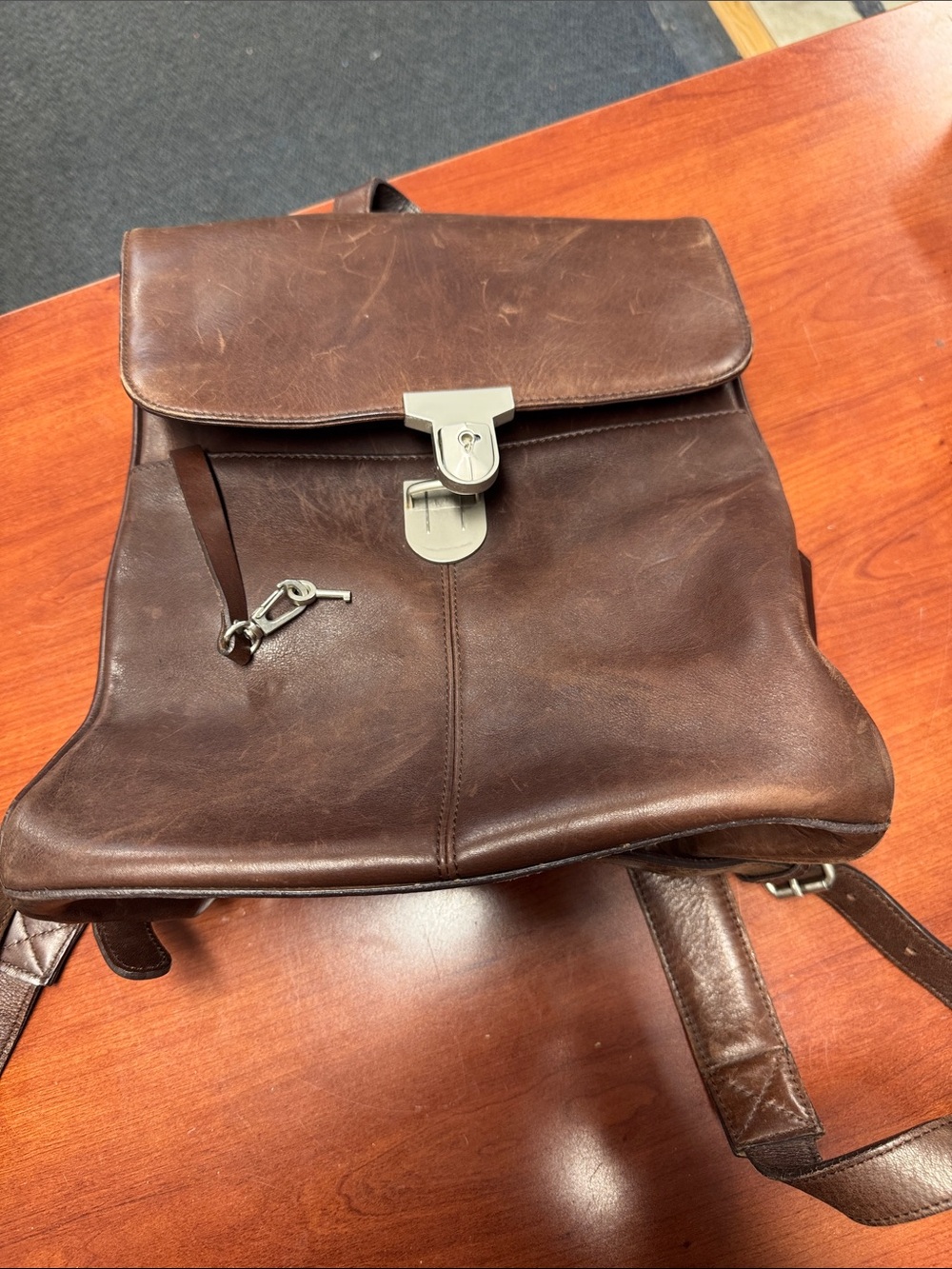 Vintage M. London leather backpack // 100323